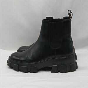 Gianni Bini Chelsea Ankle Boots Womens 7.5M Black Leather Chunky Grunge Gorpcore